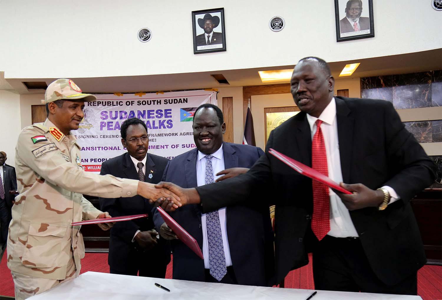 Under the deal with Arman’s SPLM-N, the rebel fighters will initially remain in the Nuba Mountains and the Blue Nile under the command of the Sudanese army for 14 months 