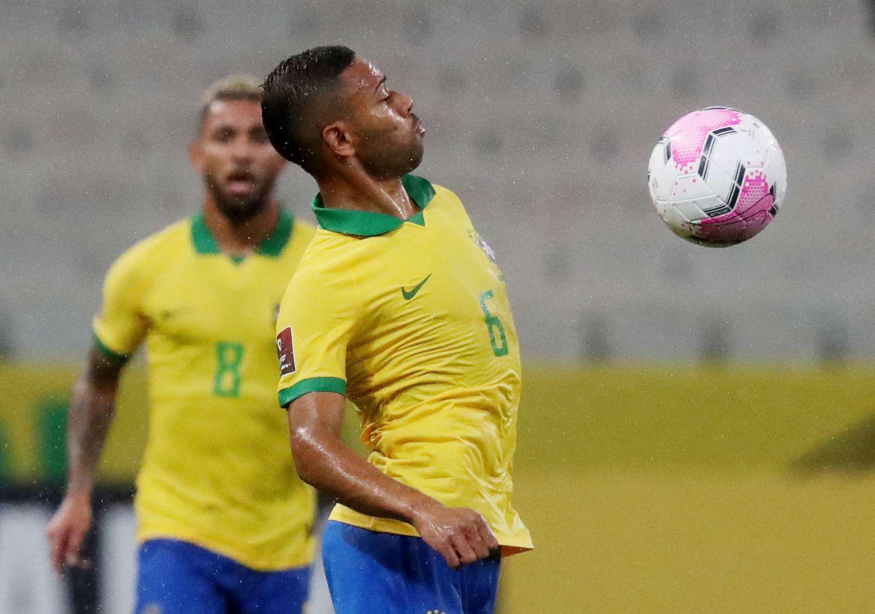 لودي يصوغ طريقه بنفسه في ظل ضغوط كبيرة