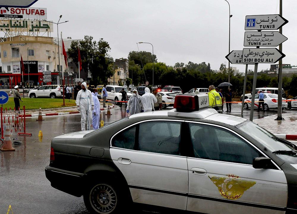 وزير الداخلية الفرنسي جيرالد دارمانان يجري محادثات مع نظيره التونسي توفيق شرف الدين