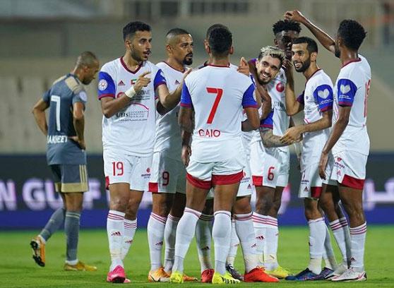 فرحة لاعبي الشارقة بالفوز الكبير على الظفرة من حسابه على انستغرام