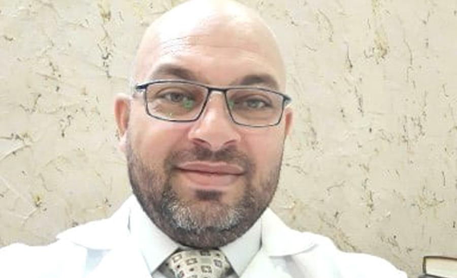 على ساق واحدة
