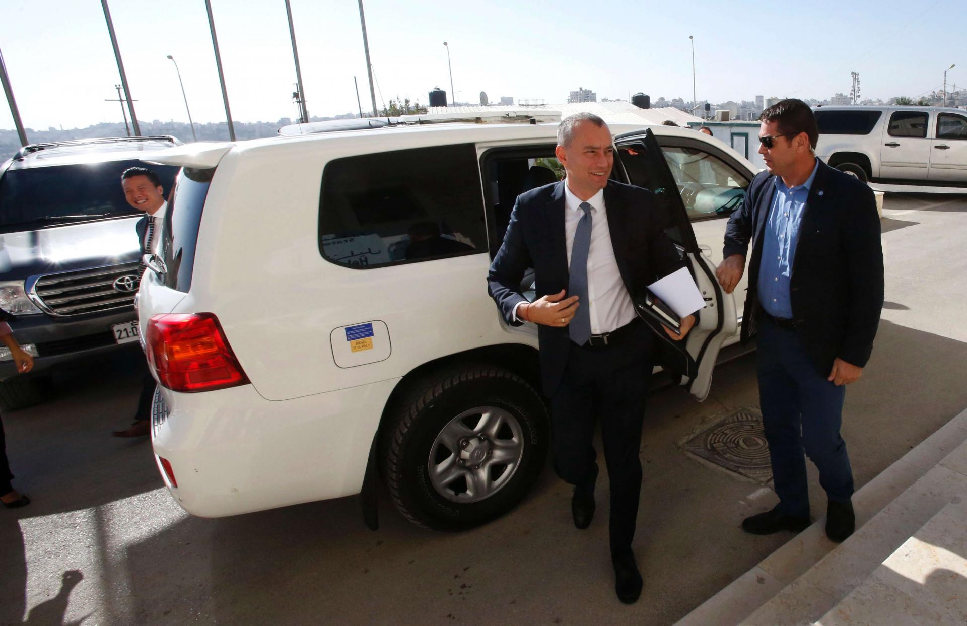 نيكولاي ملادينوف 