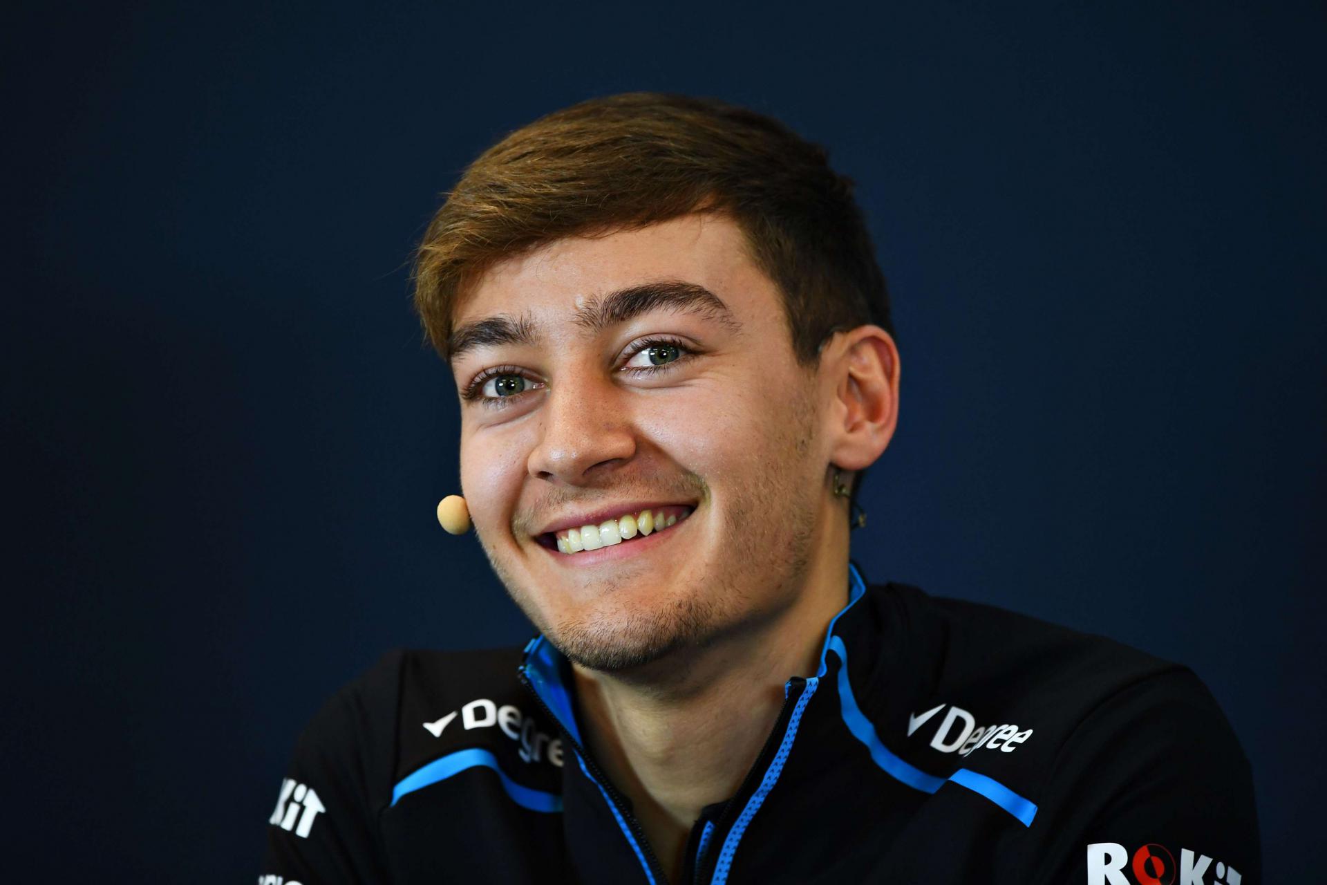 مرسيدس تلجا للسائق البريطاني بدل خيار سائقها الرديف البلجيكي ستوفل فاندوورن