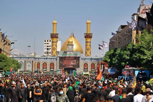 إحياء الشيعة لذكرى الإمام الحسين في كربلاء