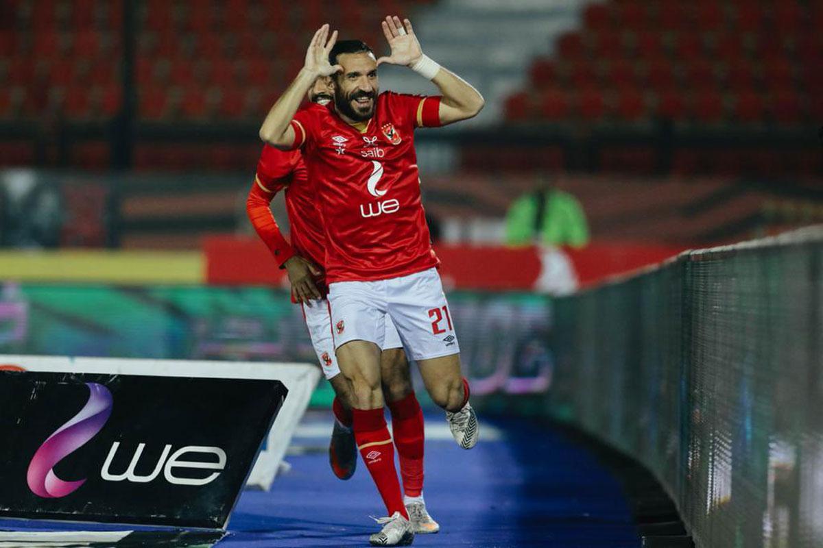 الأهلي متقدما بفارق الاهداف عن الزمالك