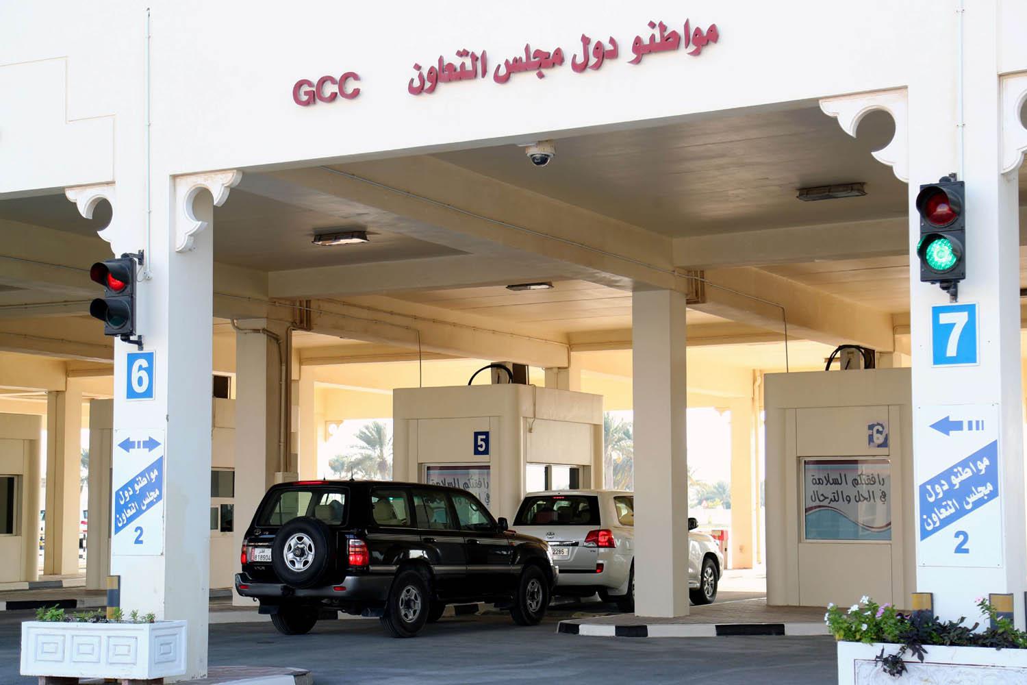 معبر سلوى/أبو سمرة بين السعودية وقطر بعد ان اعيد افتتاحه