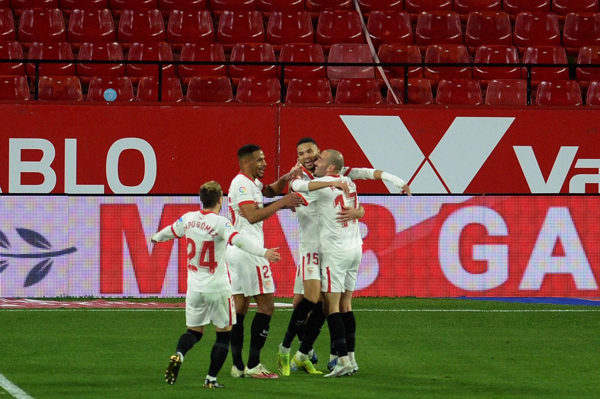 اشبيلية لتكرار انجاز 2010 امام برشلونة