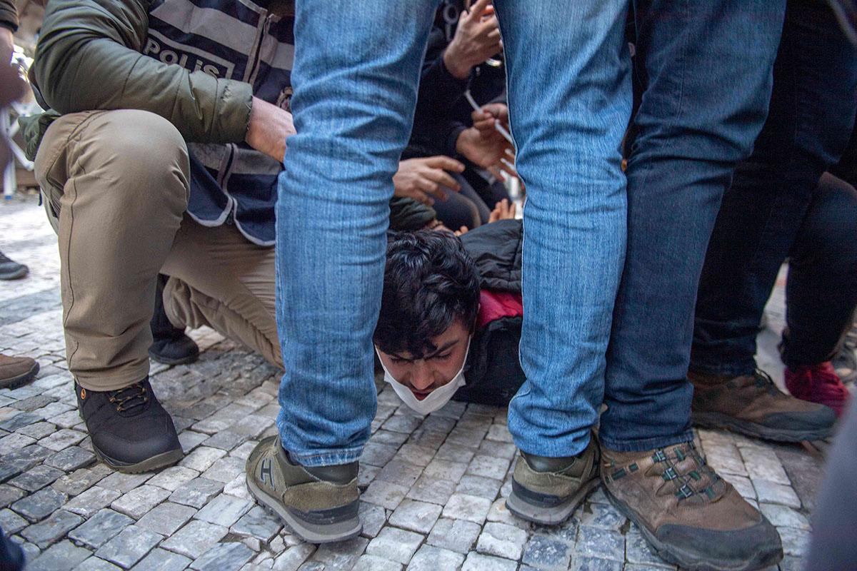 القمع يتخذ منحى تصاعديا في تركيا