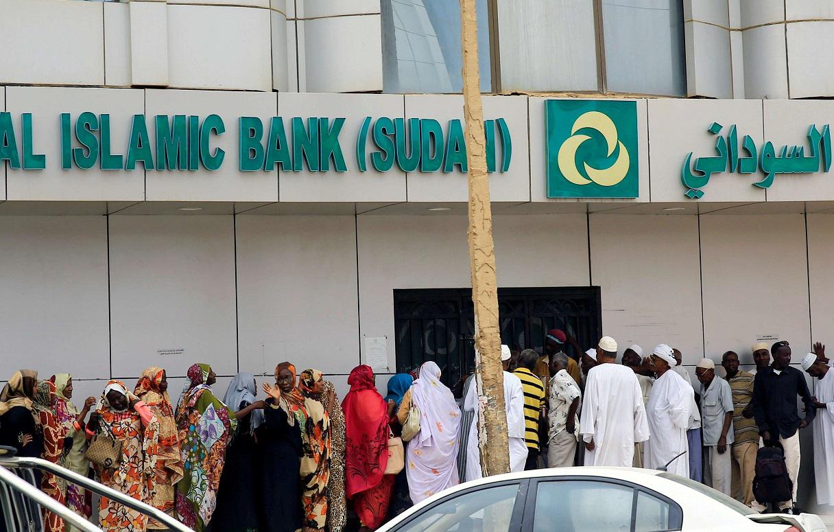 المساعدات الدولية تساعد السودان على تجاوز الأزمة المالية