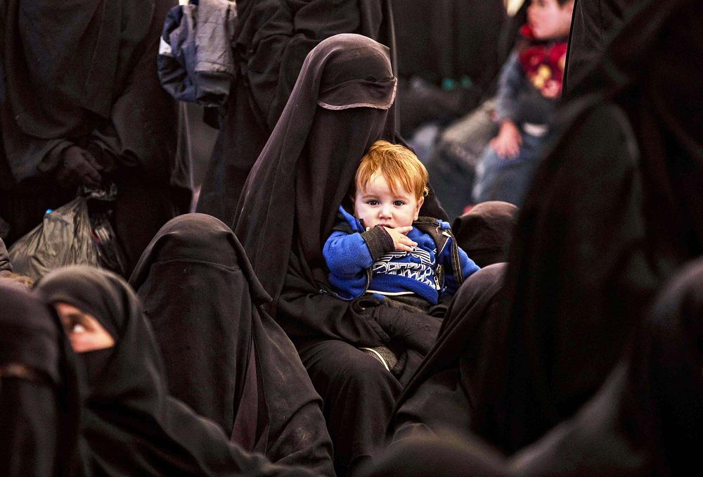 ابناء وزوجهات جهاديي داعش قنابل موقوتة في مخيمات اللجوء