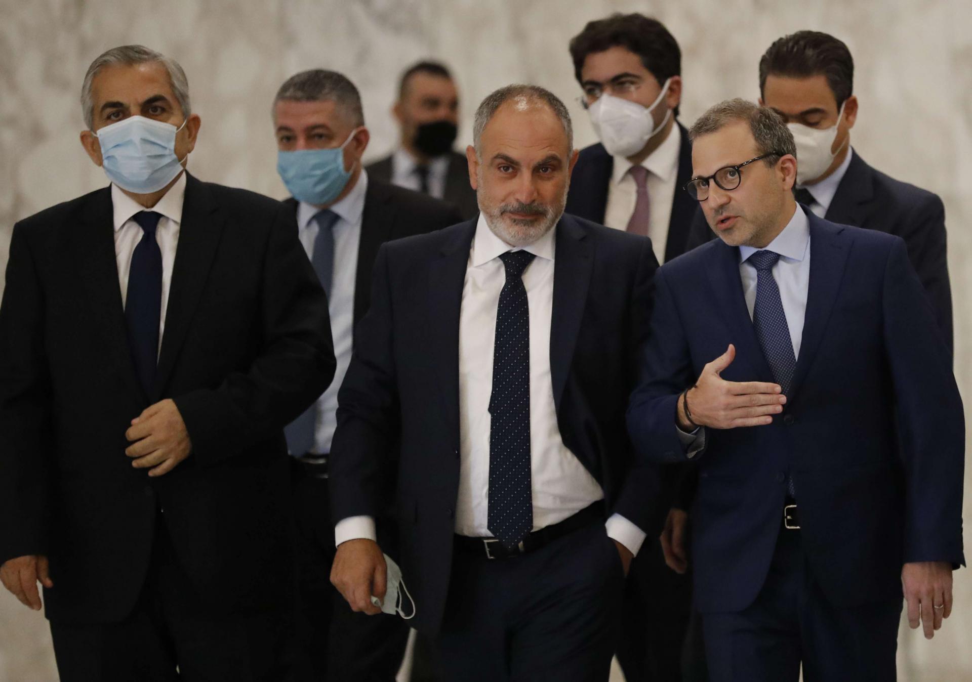 جبران باسيل برفقة سياسيين لبنانيين
