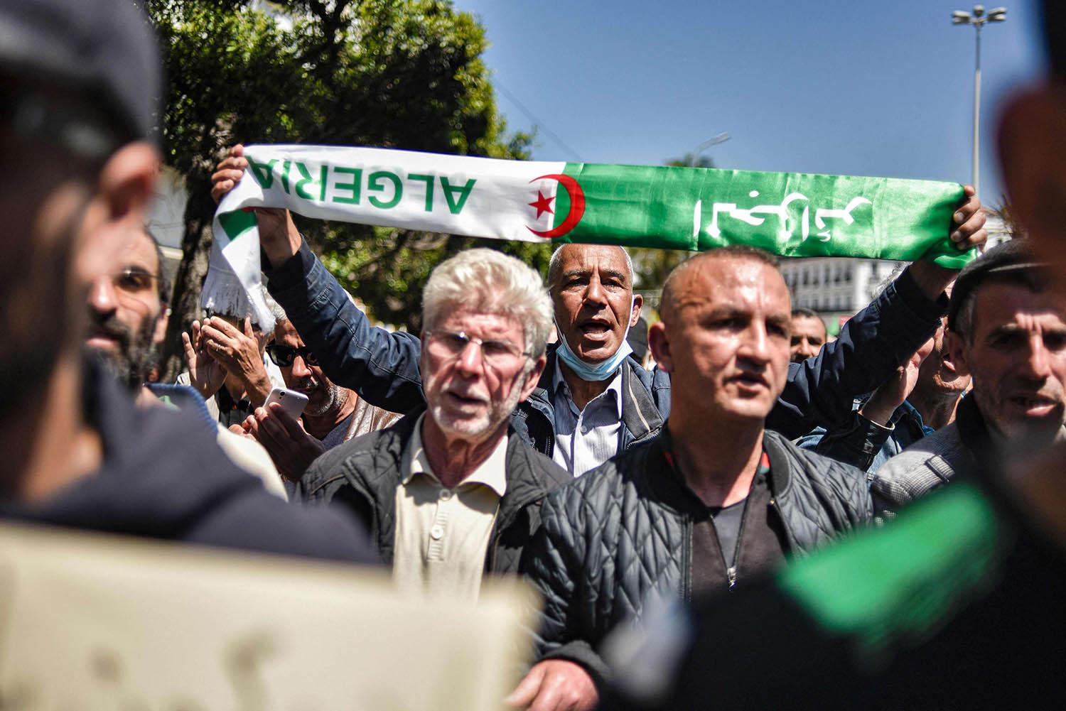 The Hirak movement is being infiltrated by Islamists and the MAK