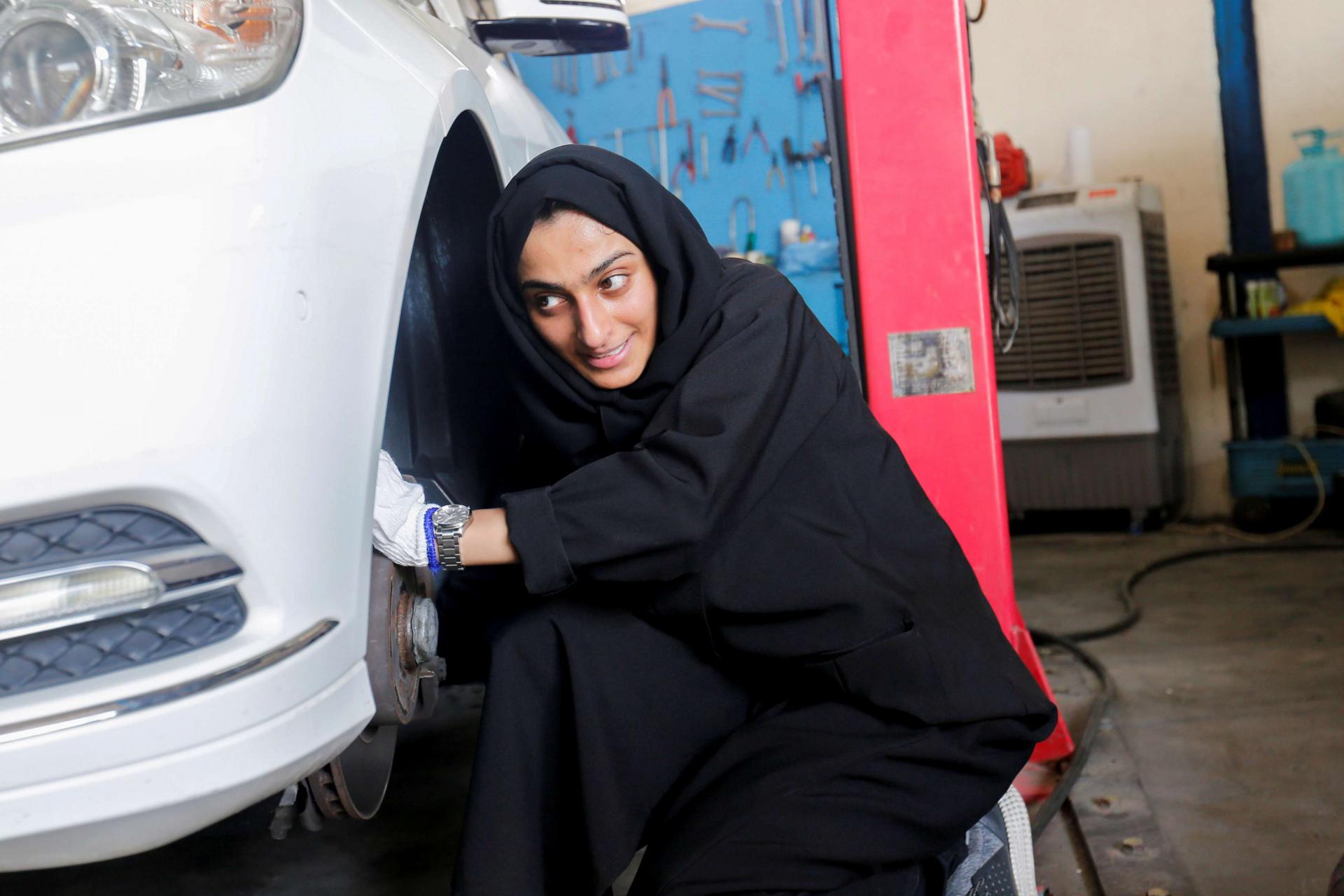 هدى المطروشي 