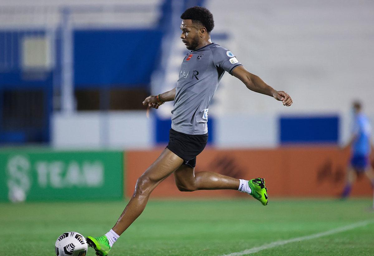 الهلال لمواصلة سعيه نحو اللقب