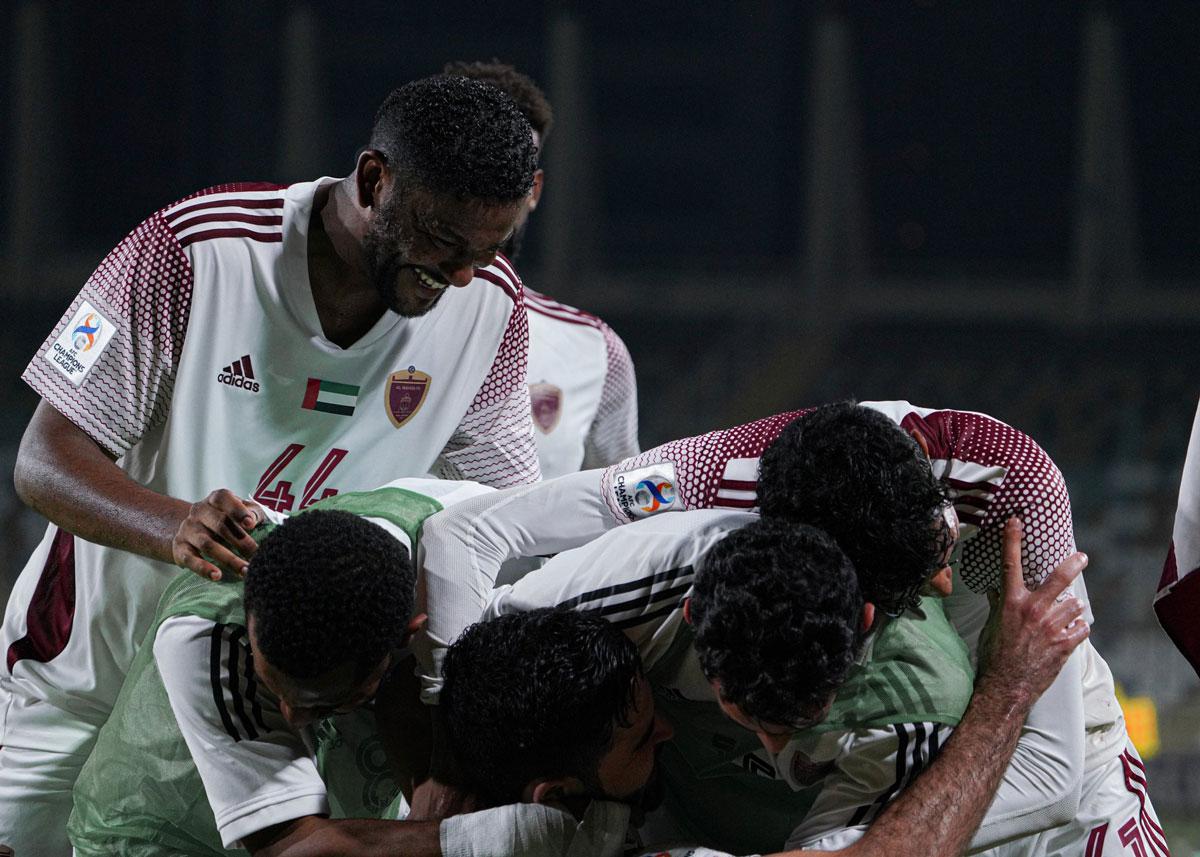 الوحدة يصعد في المجموعة الخامسة
