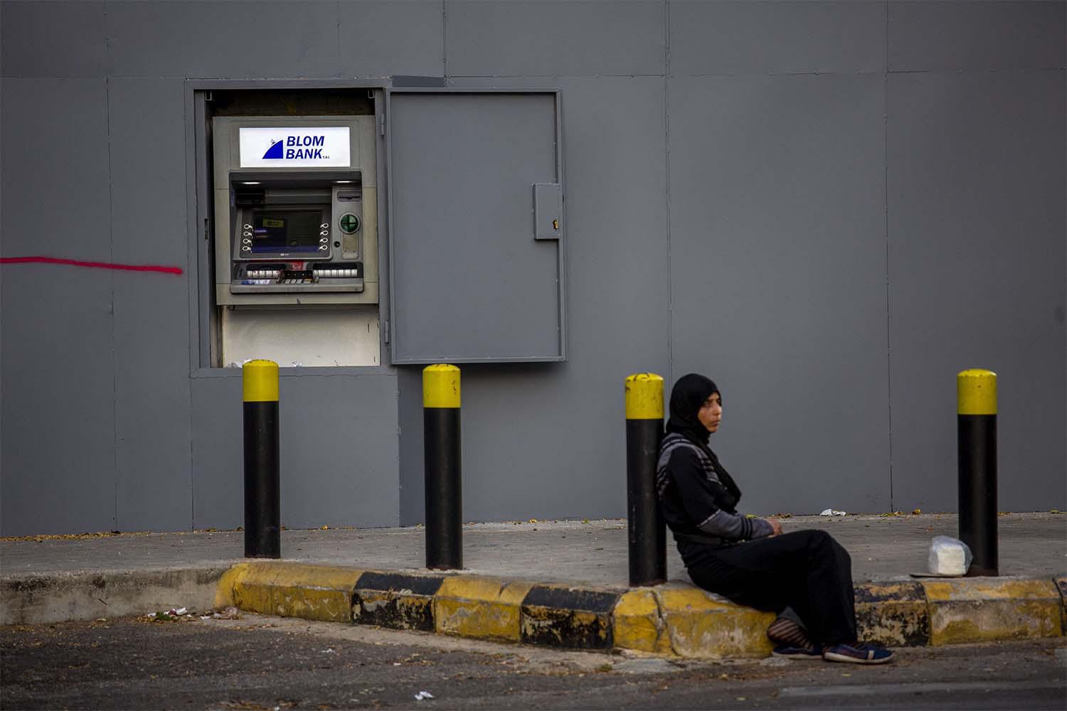 The plan would involving releasing $50,000 per depositor, of which $25,000 would be cashed out in dollar bills
