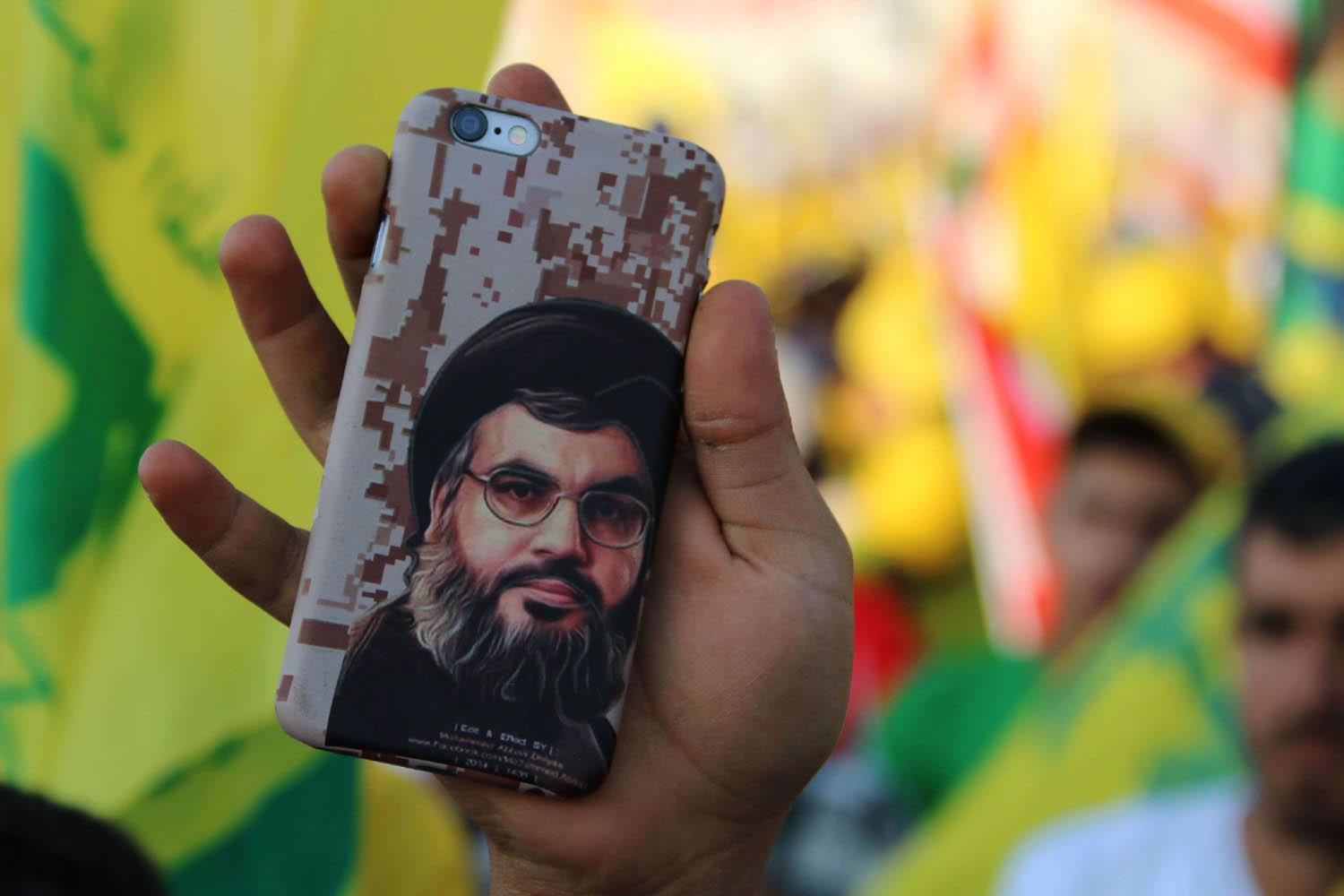 غطاء حماية للمحمول بصورة حسن نصرالله