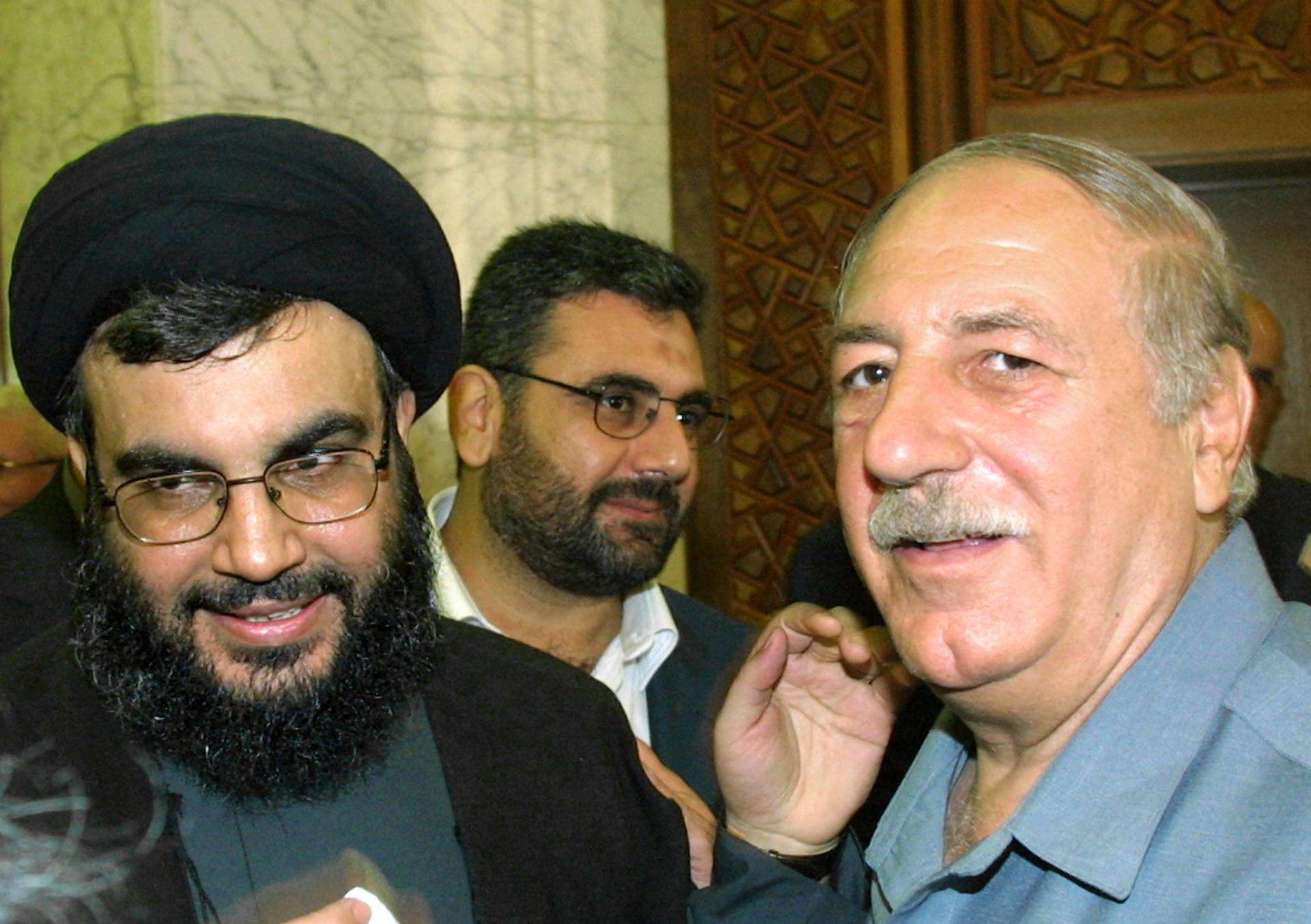 أحمد جبريل اختار الاصطفاف مع حزب الله وإيران ودمشق ضمن "جبهة المقاومة"