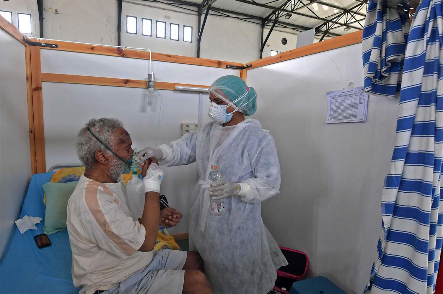 Hospitals are struggling to provide oxygen 