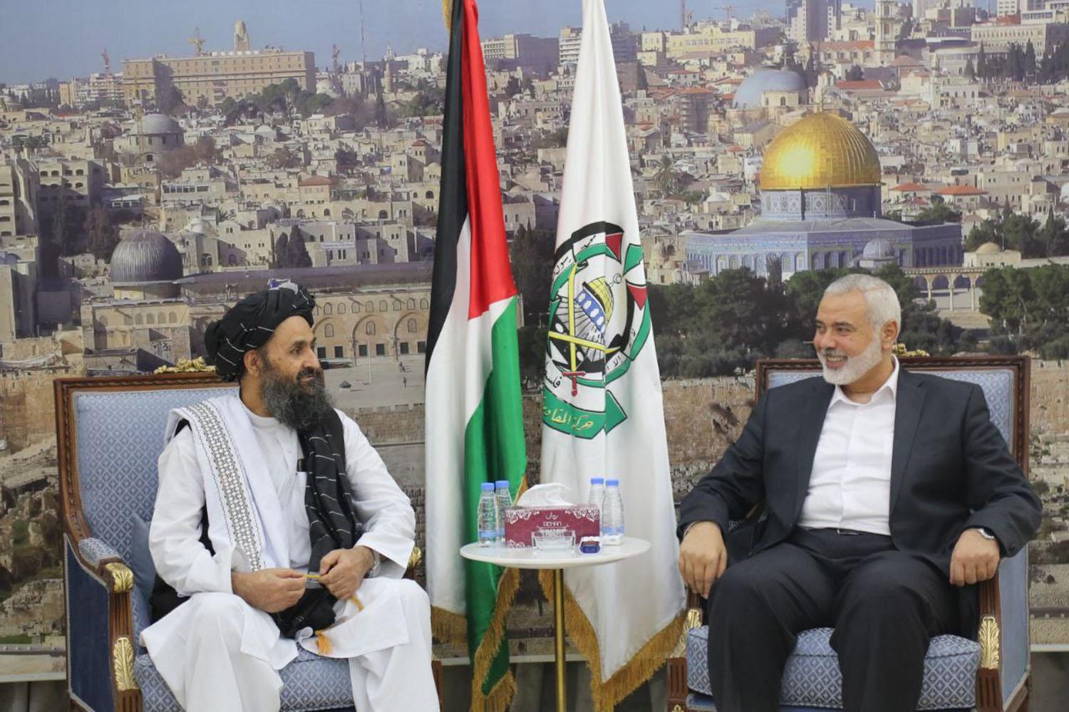 هنية خلال لقاء مع الملا عبدالغني برادر الرجل الثاني في طالبان