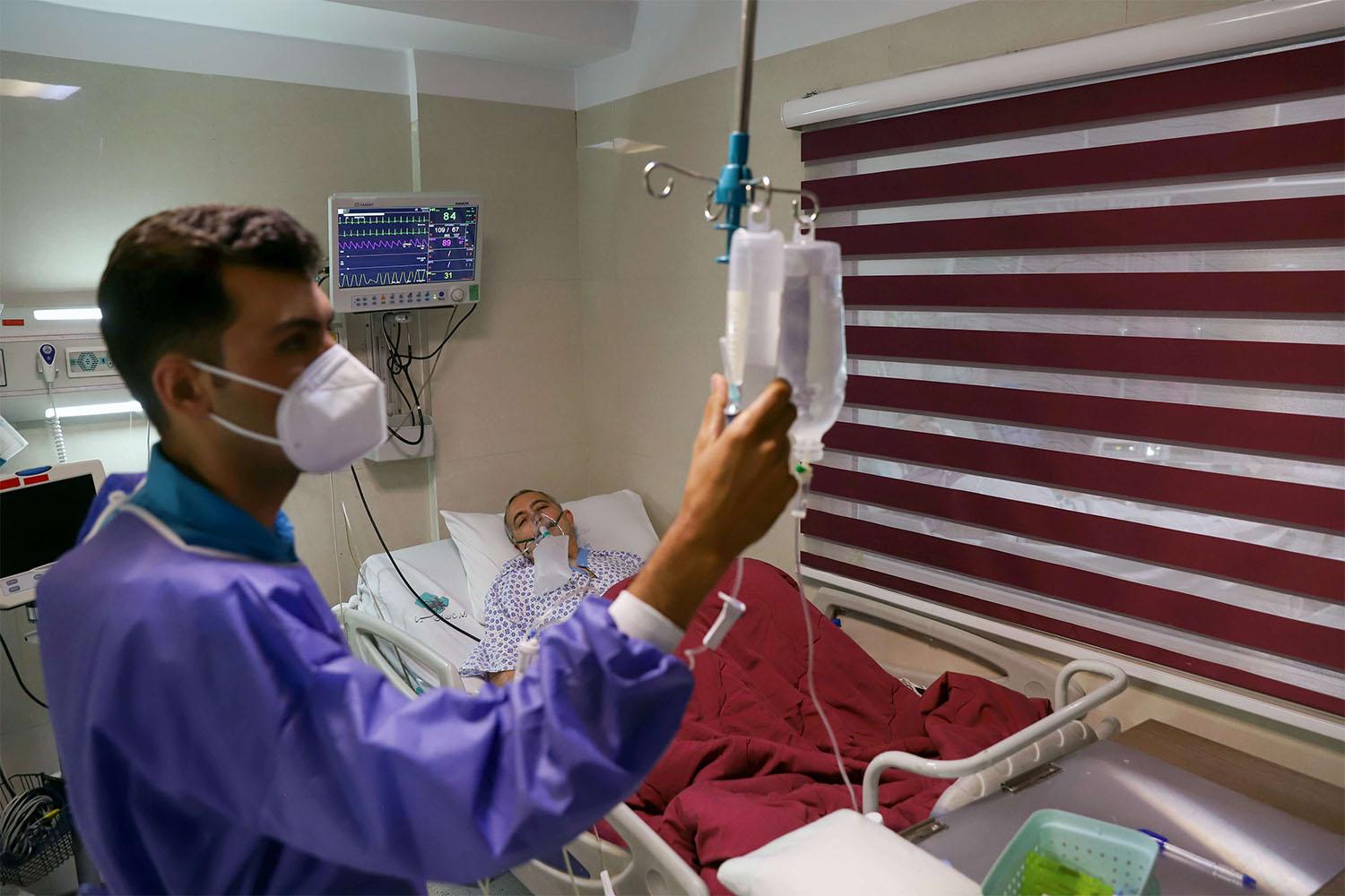 Every two seconds one person gets infected in Iran 