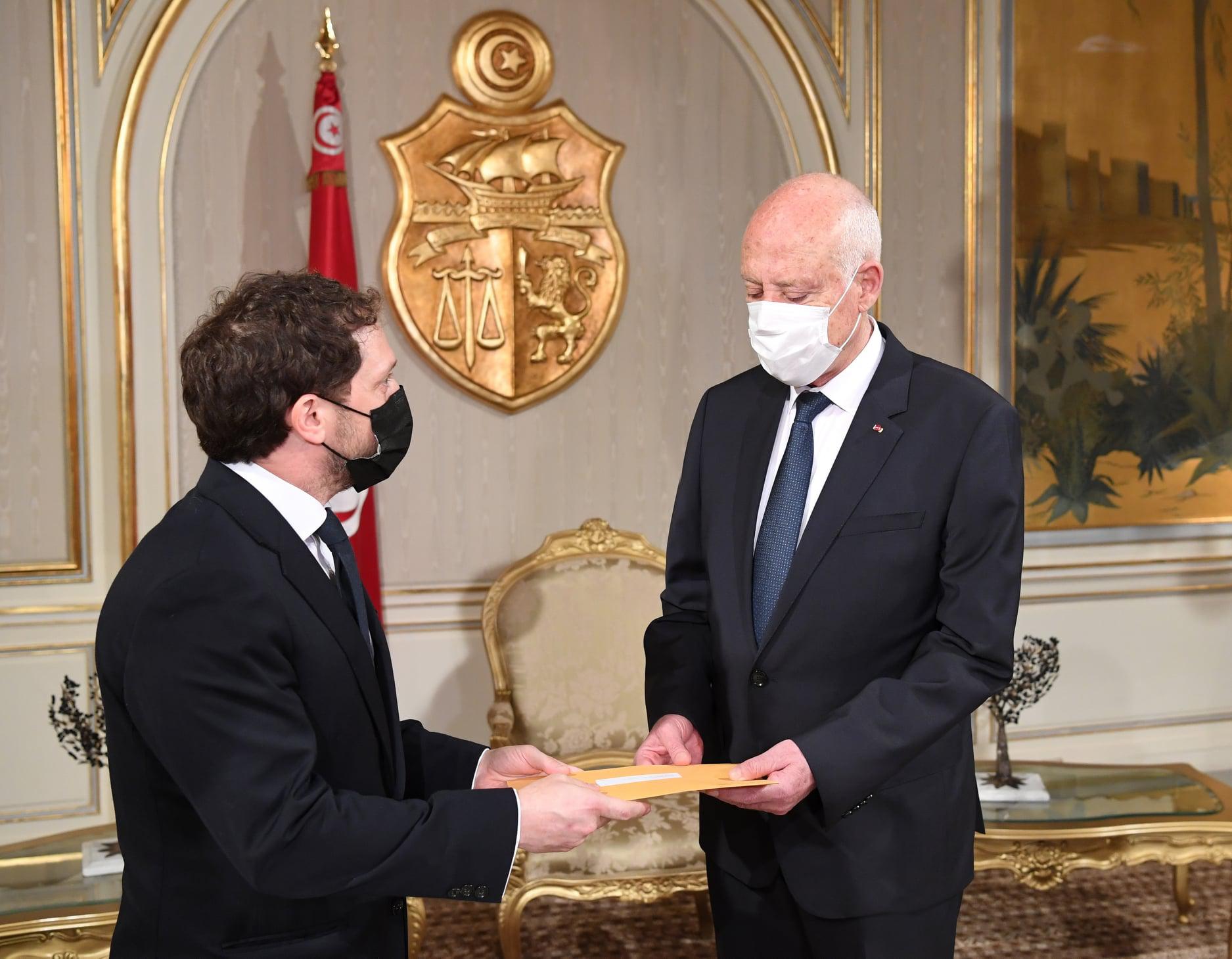 سعيد يتسلم رسالة من بايدن