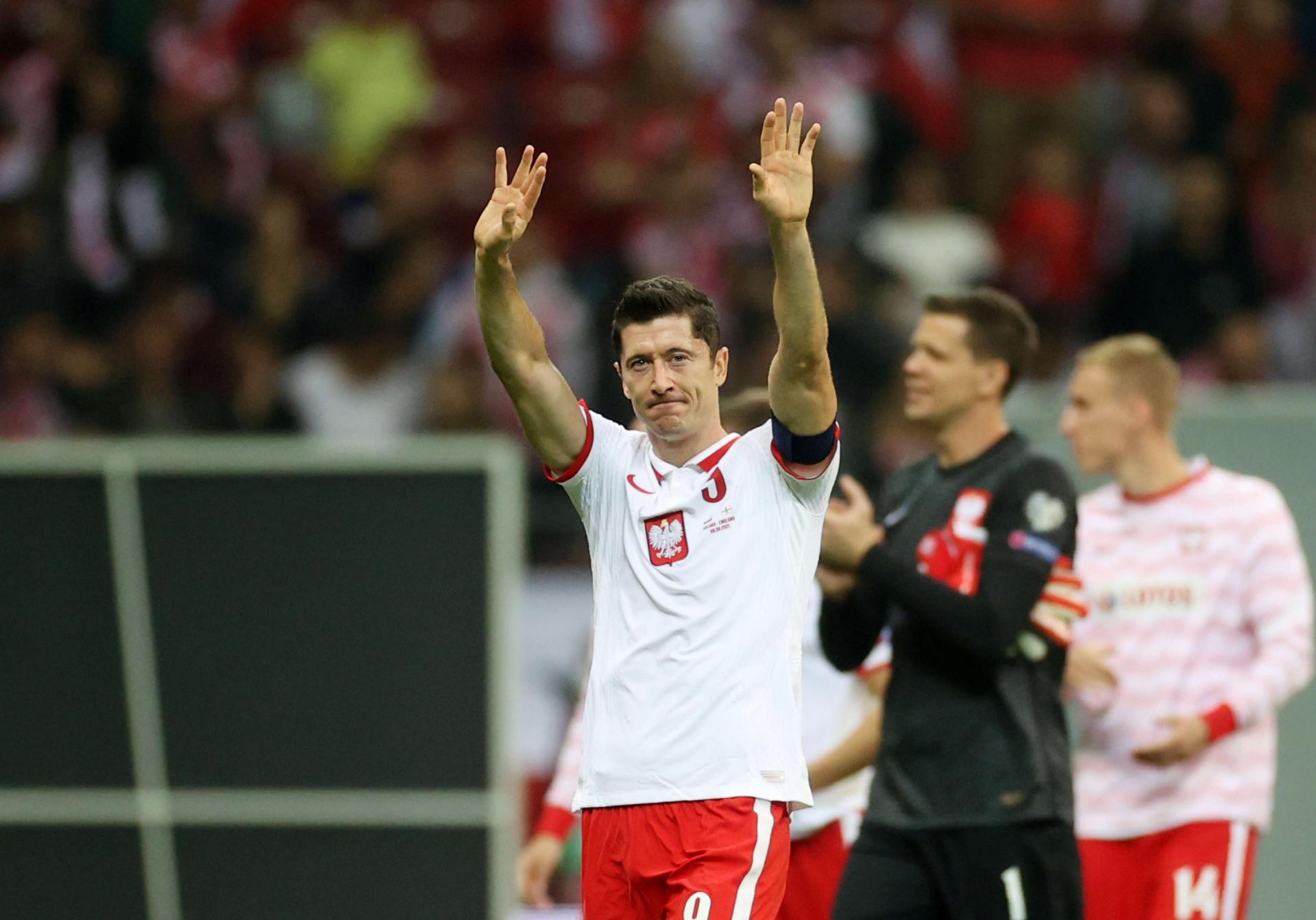 المهاجم البولندي أهم أسلحة بايرن الفتاكة محليا وقاريا