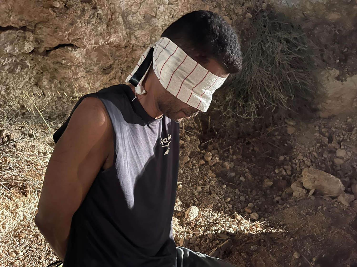الاسير الفلسطيني زكريا الزبيدي بعد اعادة توقيفه