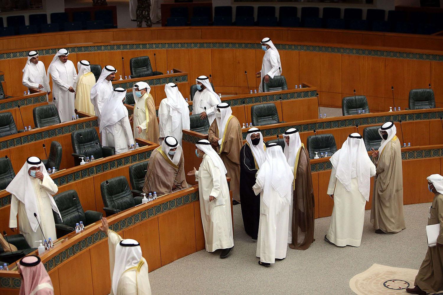 هدوء ضروري لاحتواء اثار الأزمة الاقتصادية