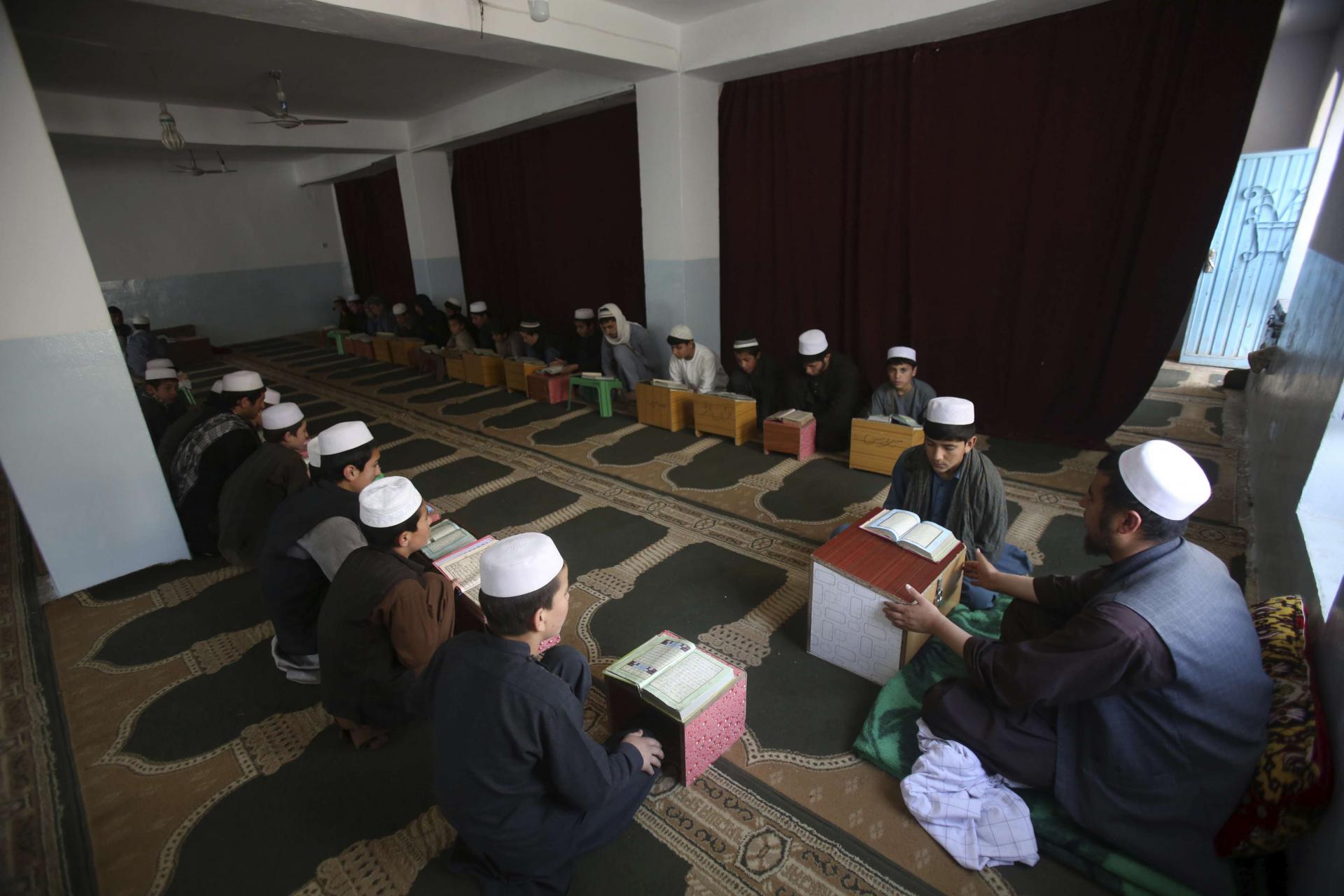 الزيارة الاولى من نصيب مدرسة قرآنية