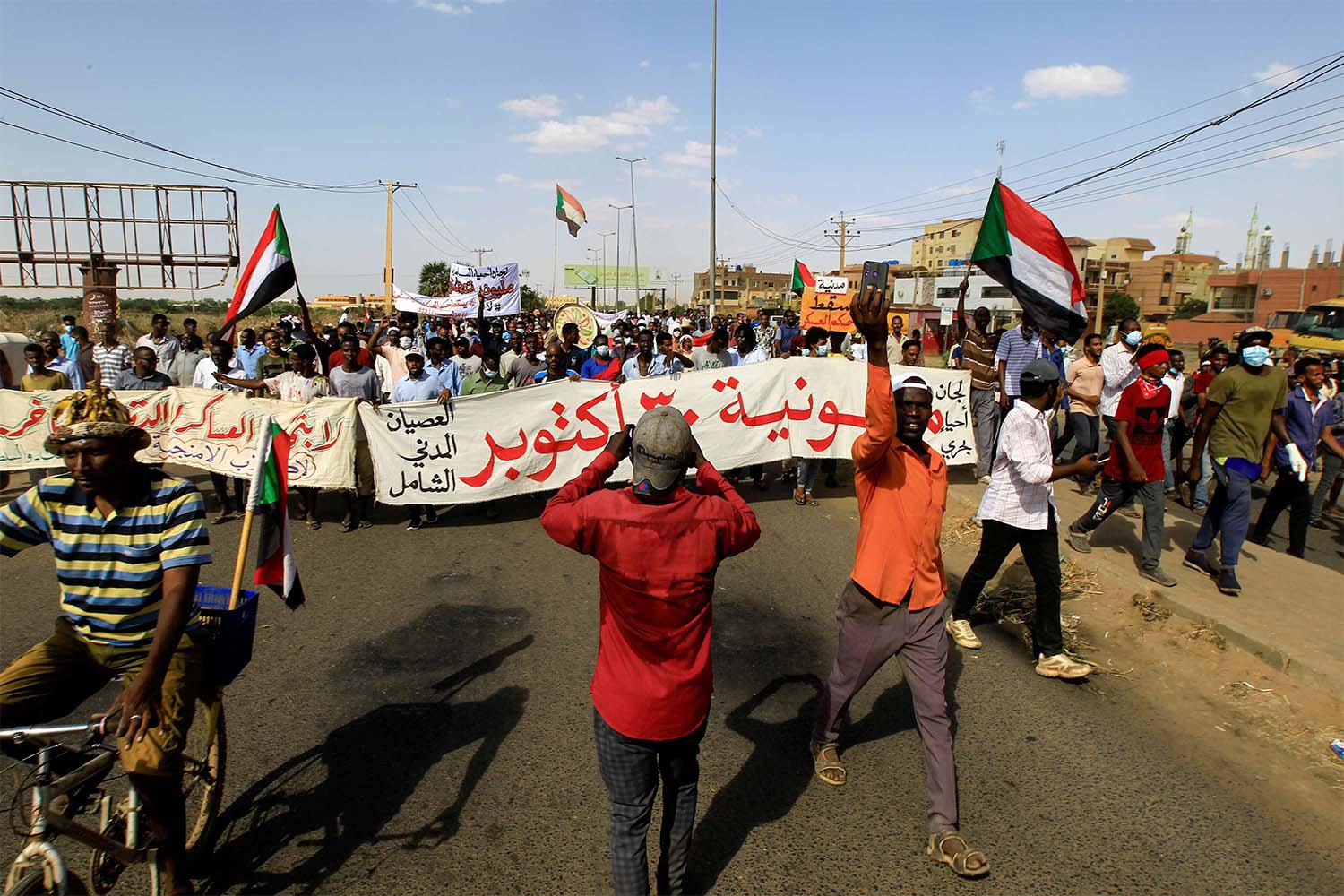 Guterres called on the US and the EU to pressure the main backers of the Sudanese generals, to not offer assistance to a military-led government