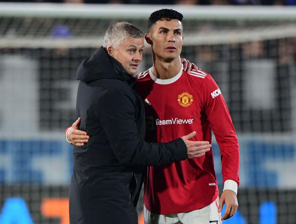 النجم البرتغالي لقيادة يونايتد بالقرب من الصدارة