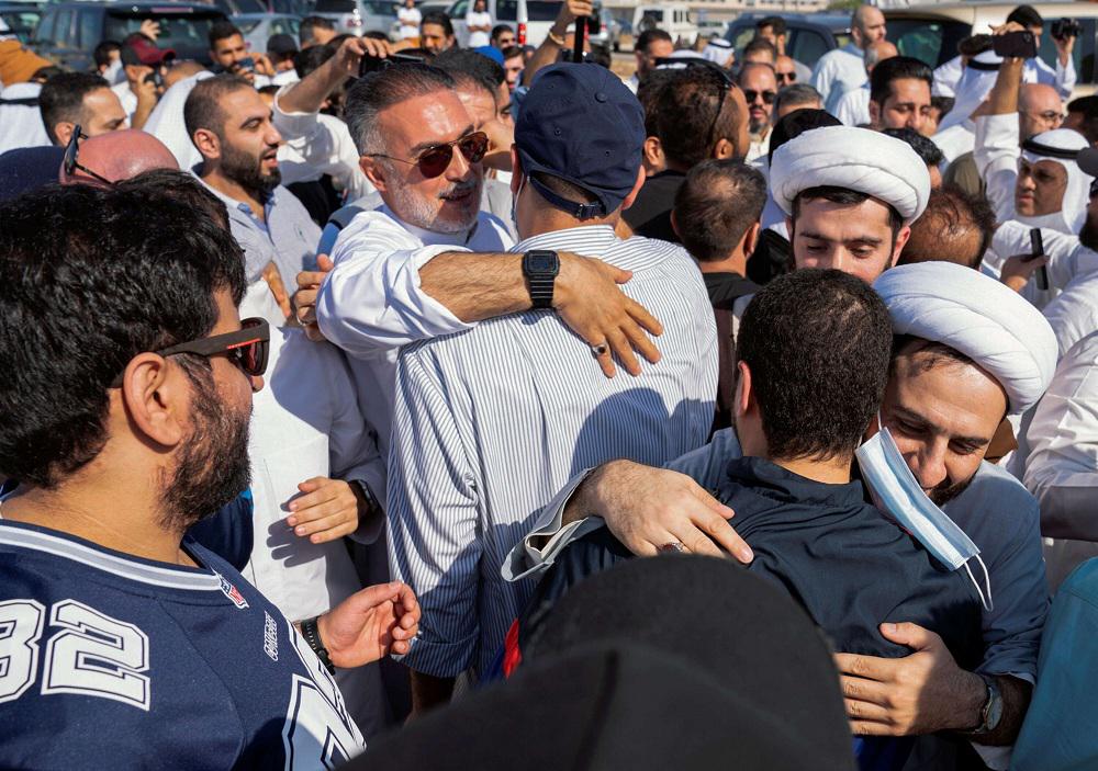 العفو الأميري شمل نحو 20 سجينا بينهم عدد من الشيعة المتهمين بالتجسس صالح إيران وحزب الله