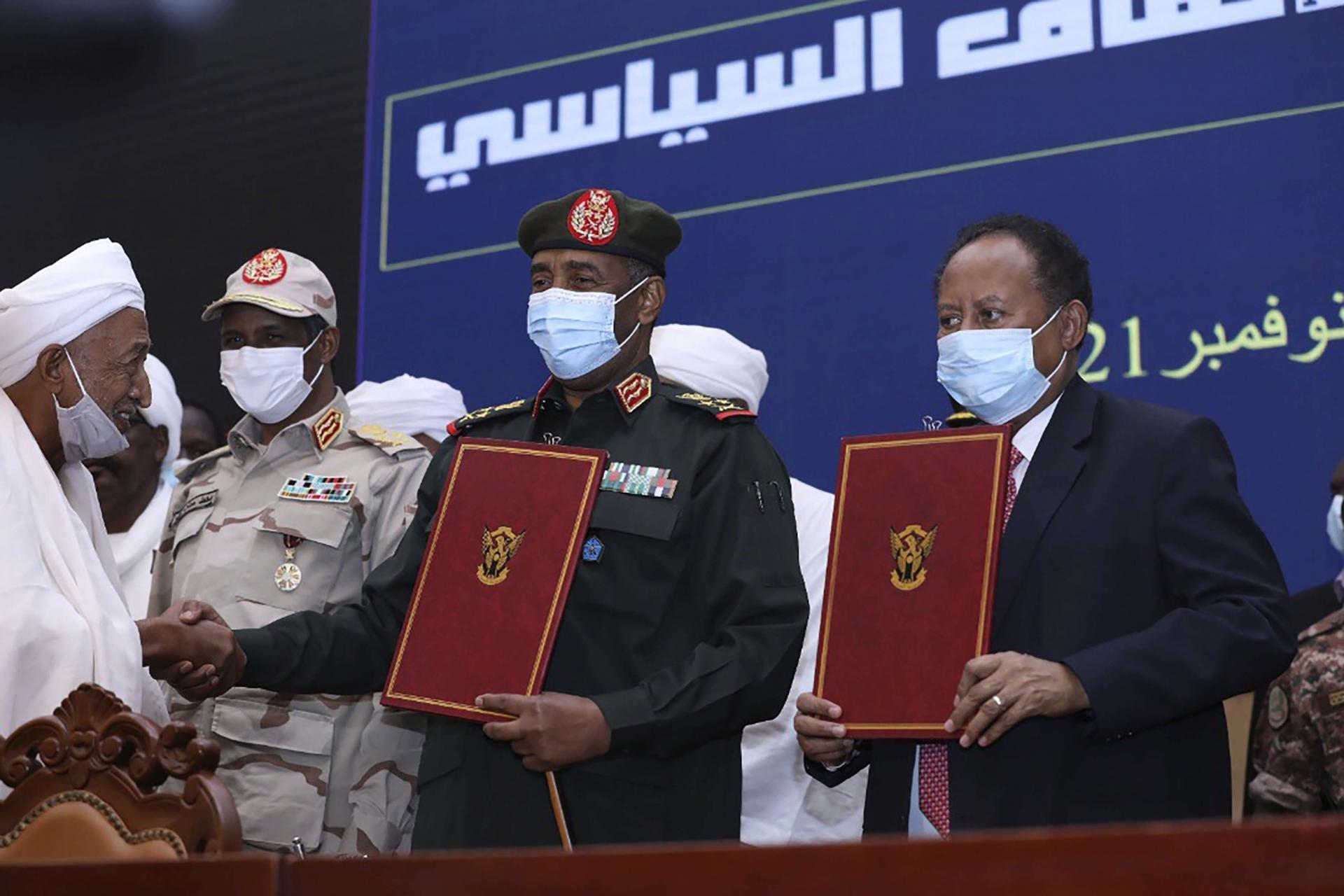 الاتفاق ينهي المرحلة الانتقالية بعد سنتين
