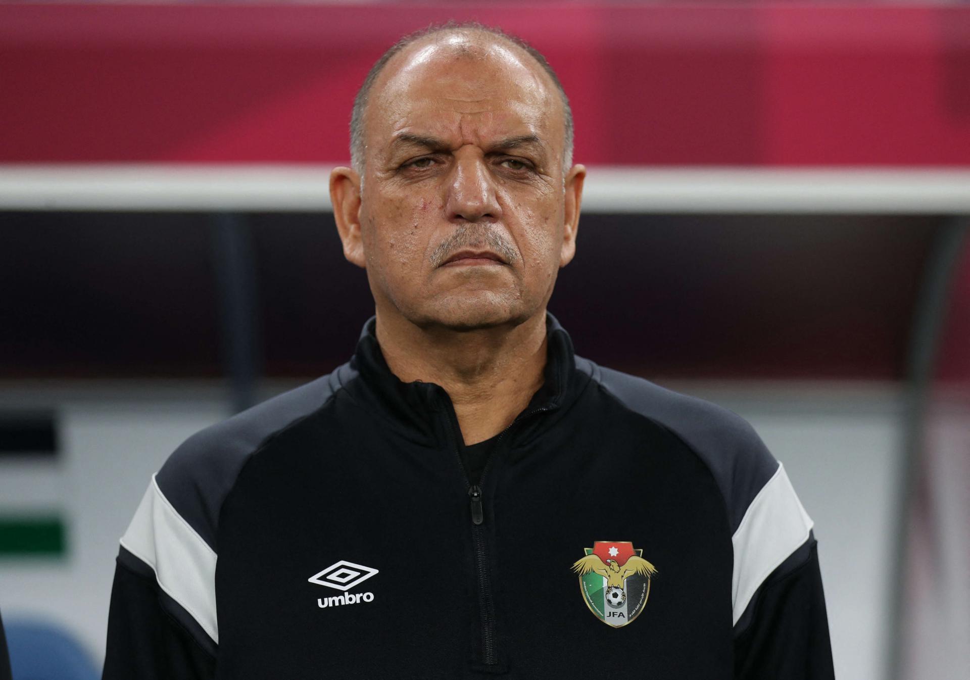 عدنان حمد في مرمى الانتقادات رغم الاداء الرائع للاردن