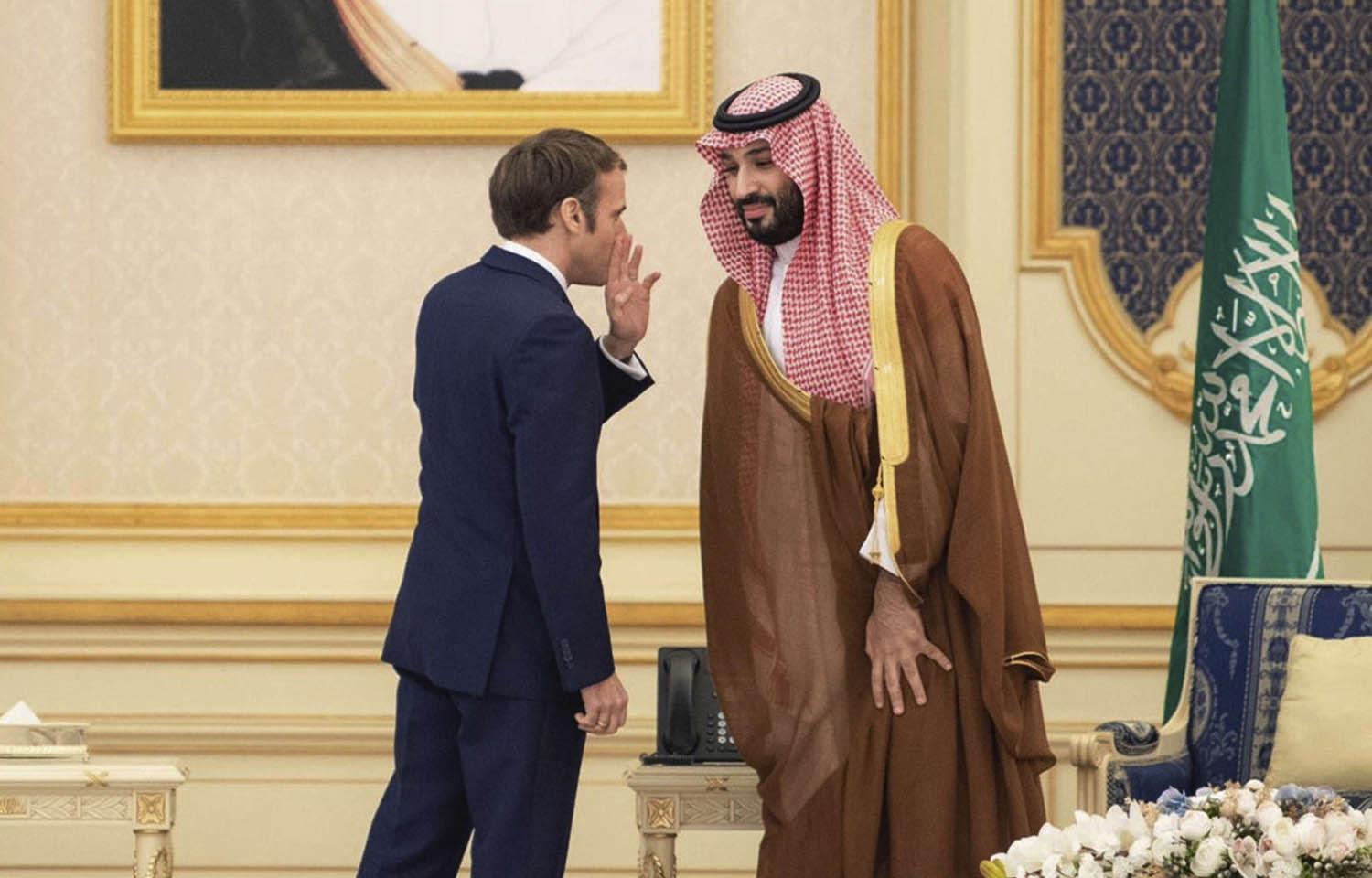 الرئيس الفرنسي يتحدث إلى ولي العهد السعودي الأمير محمد بن سلمان في جدة