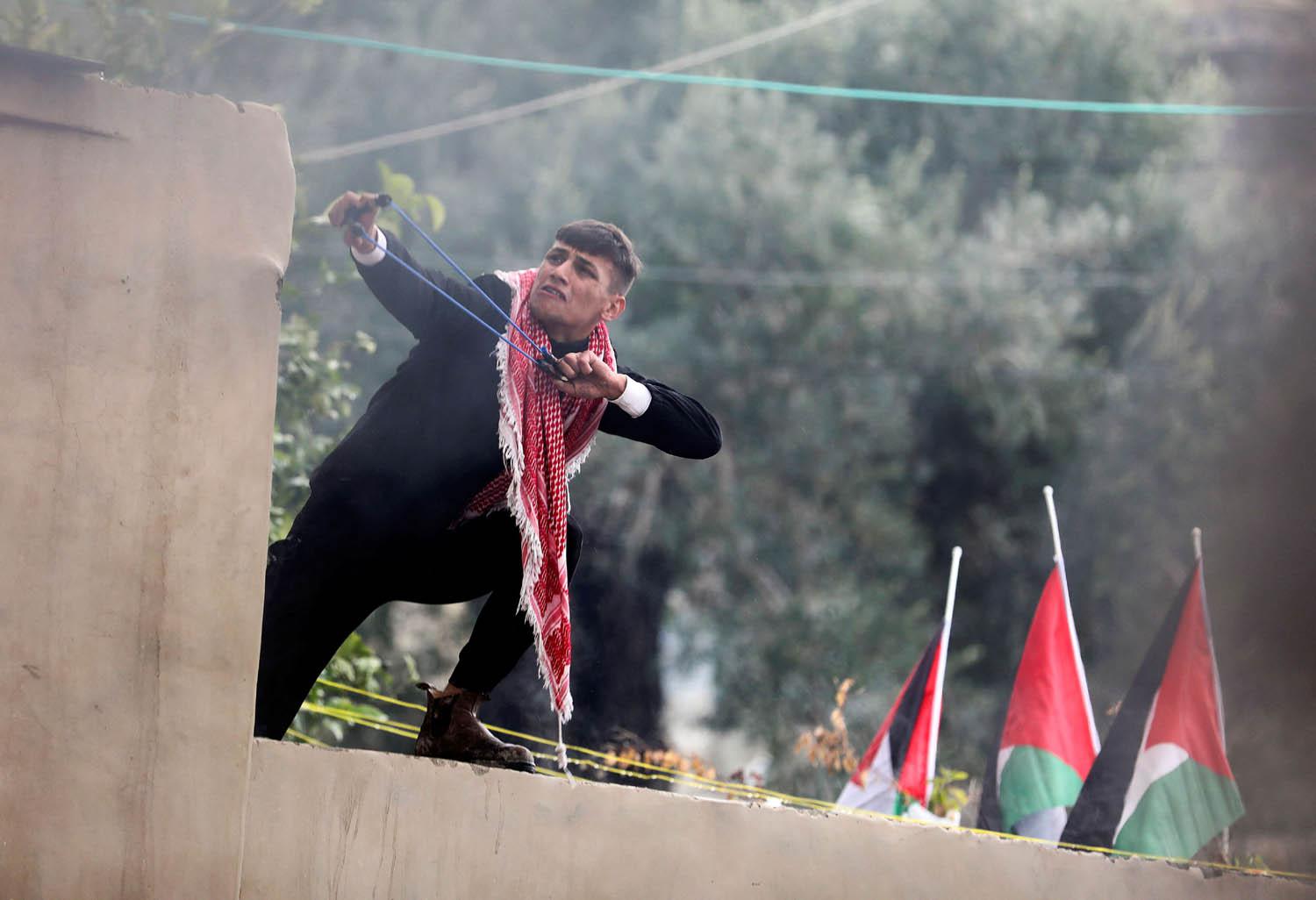 فلسطيني في الضفة الغربية