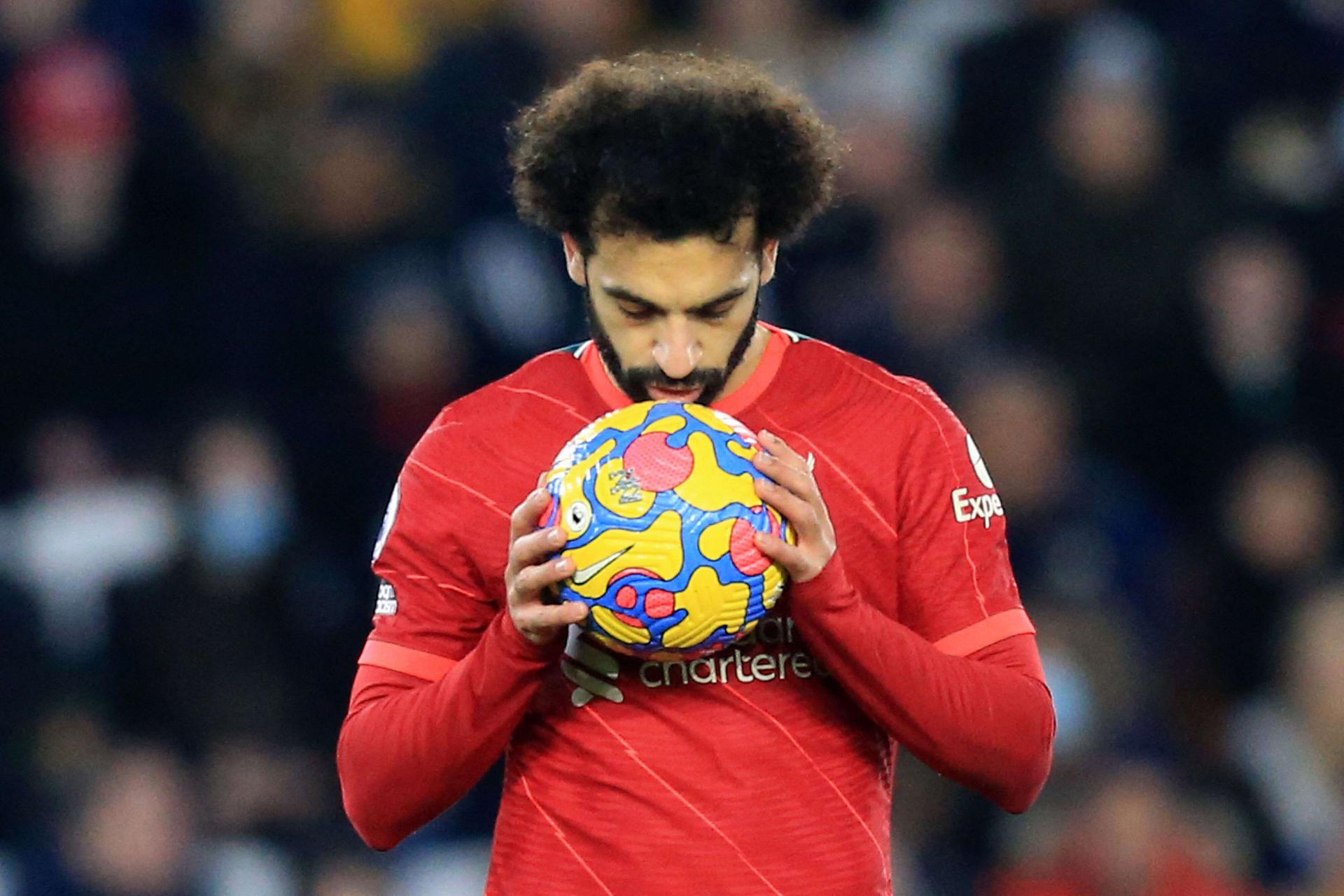 نجم ليفربول لمتابعة هوايته التهديفية قاريا