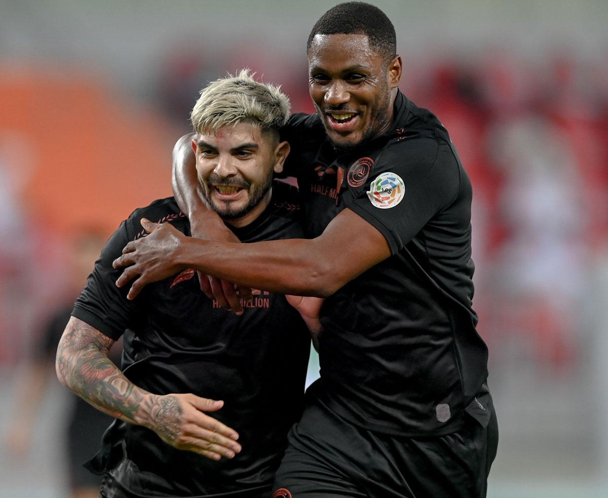 فوز مثير للشباب على الاهلي
