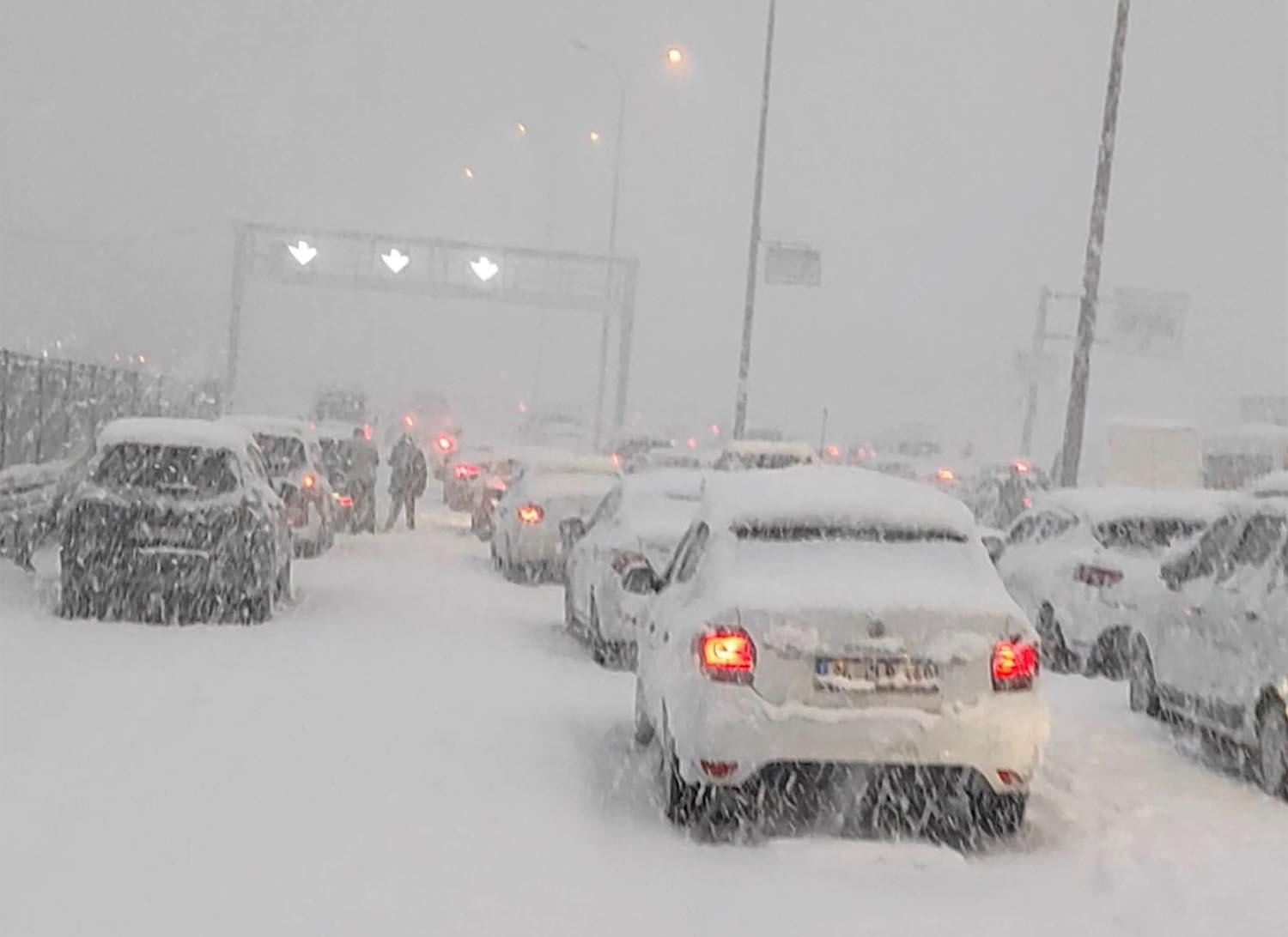 40,000 tons of salt have been used since the beginning of the storm
