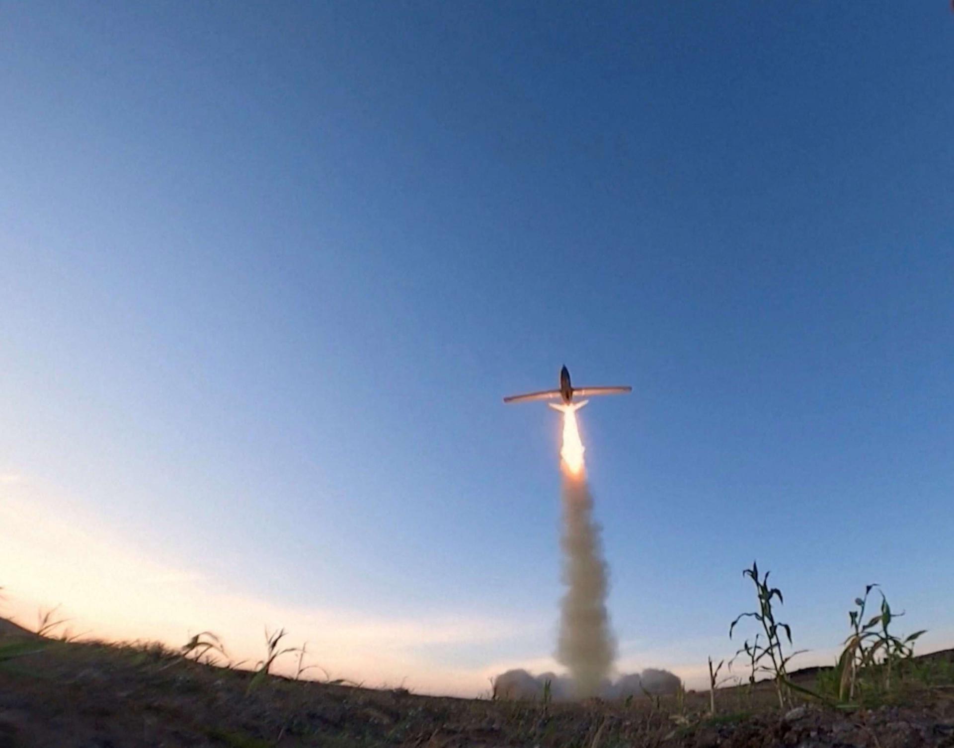 العقوبات الأميركية على شبكة دولية تمول الحوثيين تأتي بعد تعرض الإمارات والسعودية لاعتداءات بمسيّرات وصواريخ باليستية