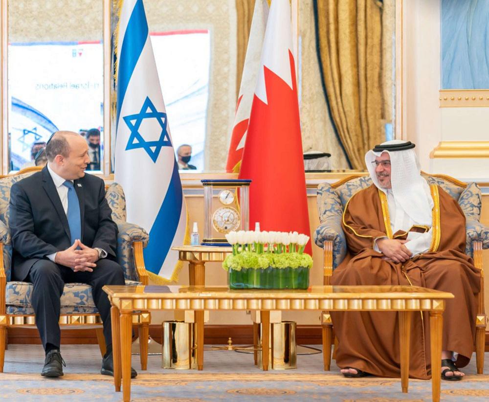 الملف الإيراني حاضر بقوة في مباحثات رئيس الوزراء الإسرائيلي بالمنامة