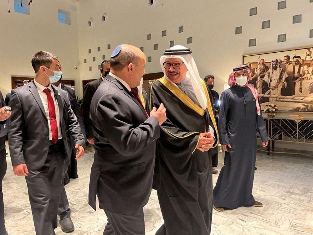 الجانب الاقتصادي هيمن على لقاءات بينيت بالمسؤولين البحرينيين
