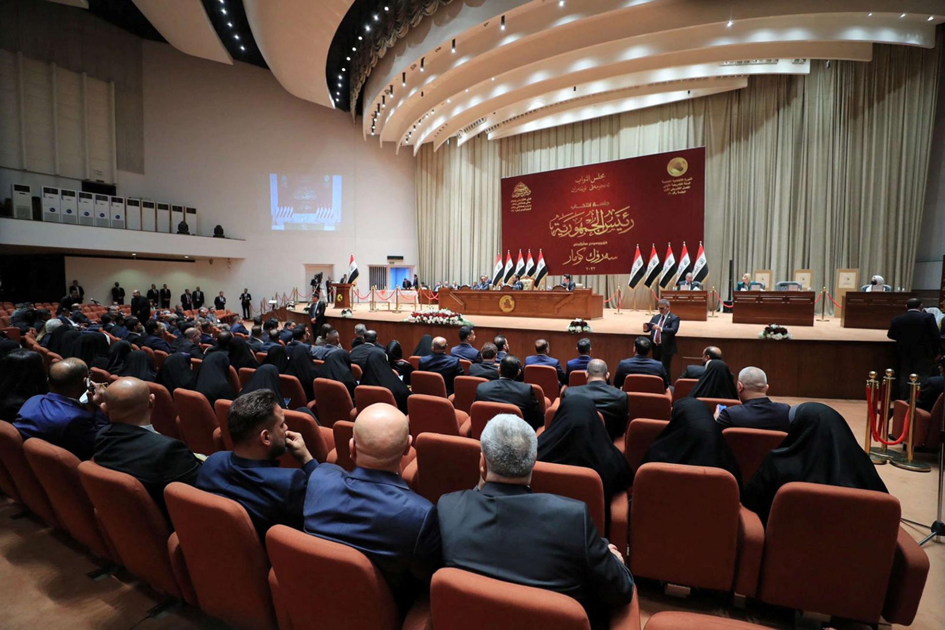 أمام البرلمان مهلة حتى 6 نيسان لانتخاب رئيس