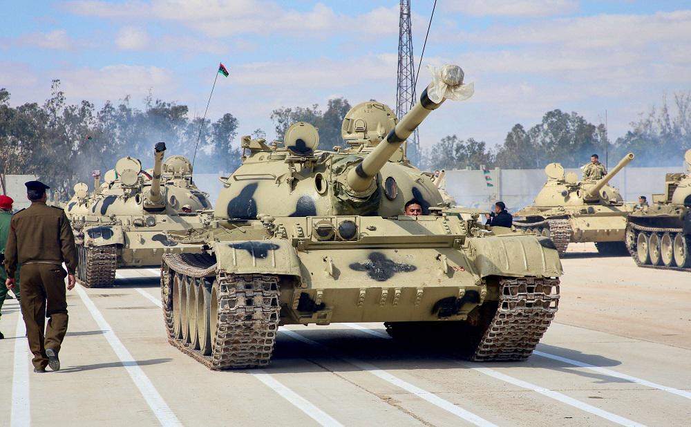 وجود حكومتان في ليبيا يشيع مخاوف من عودة الاقتتال