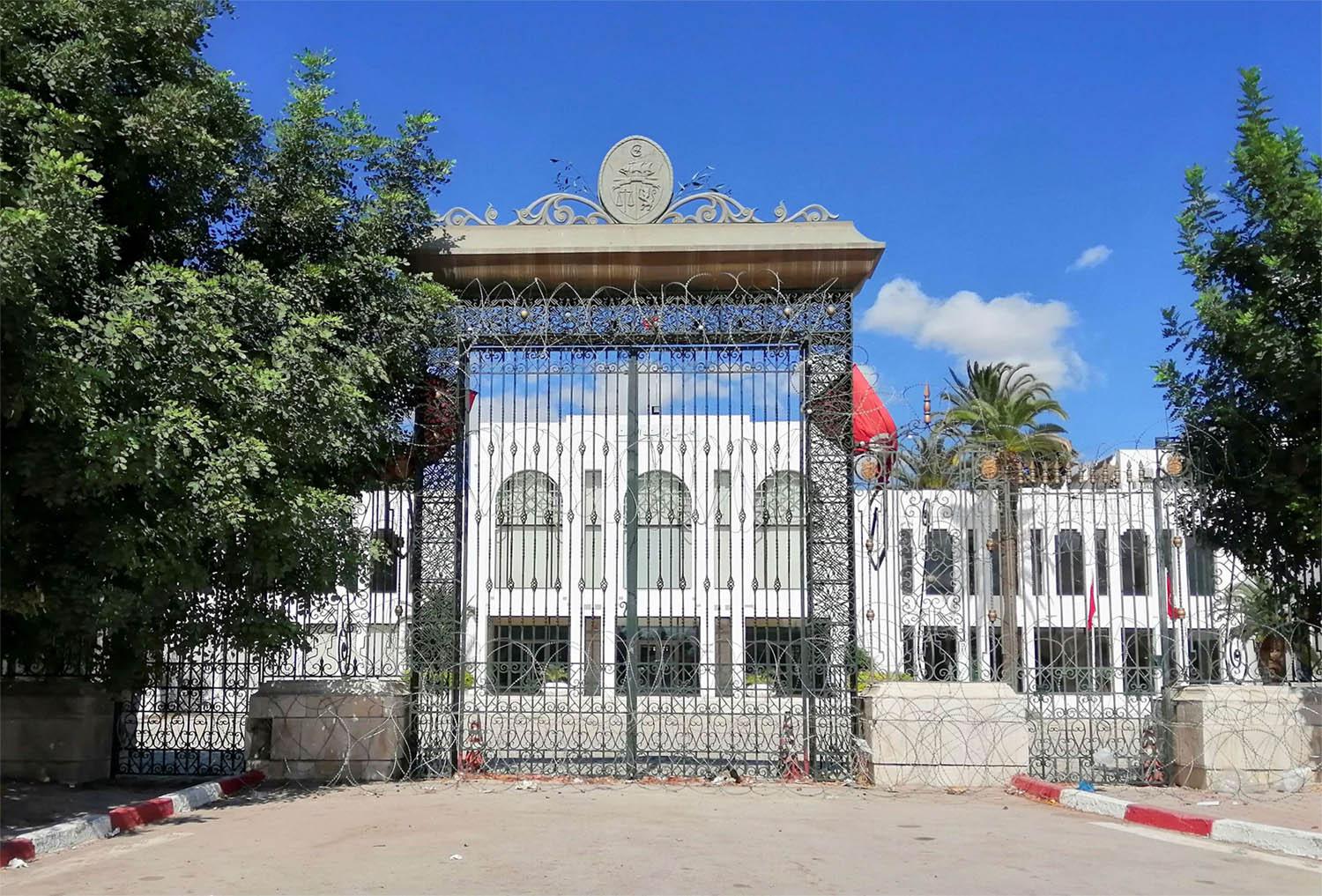 Tunisia's parliament remains closed