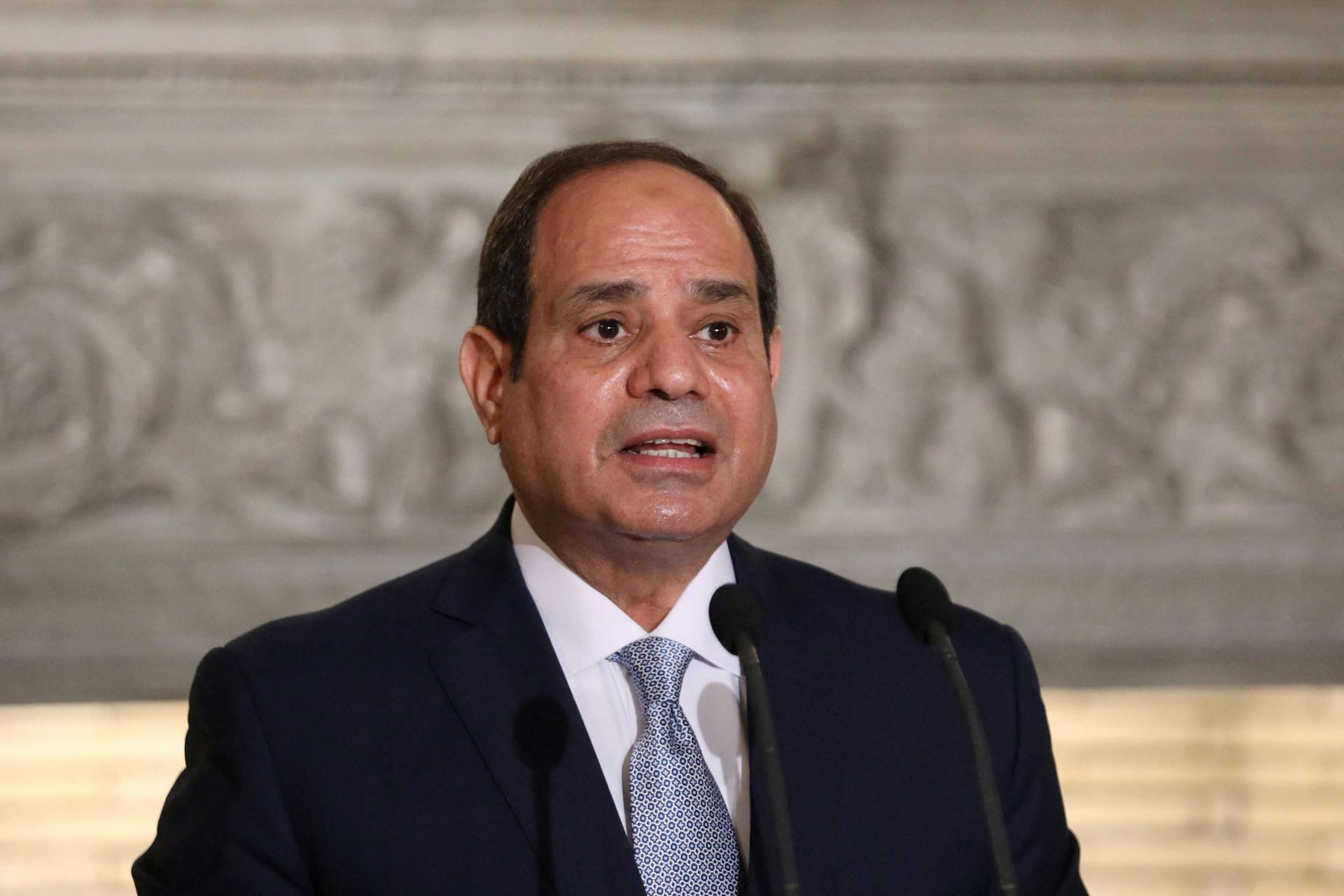 قرار السيسي بالعفو عن أكثر من 3 آلاف سجين يأتي فيما تواجه مصر ضغوط دولية تتعلق بحقوق الانسان