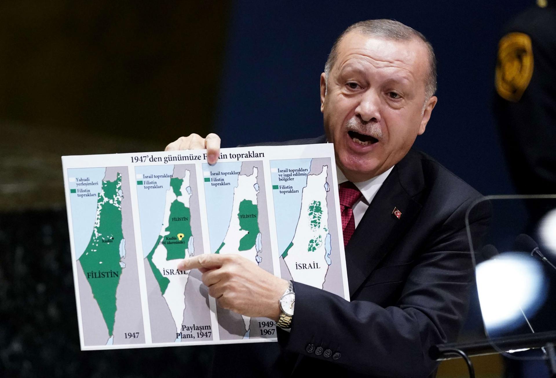 اردوغان يعتبر القضية الفلسطينية مجرد ورقة لتحقيق مصالحه