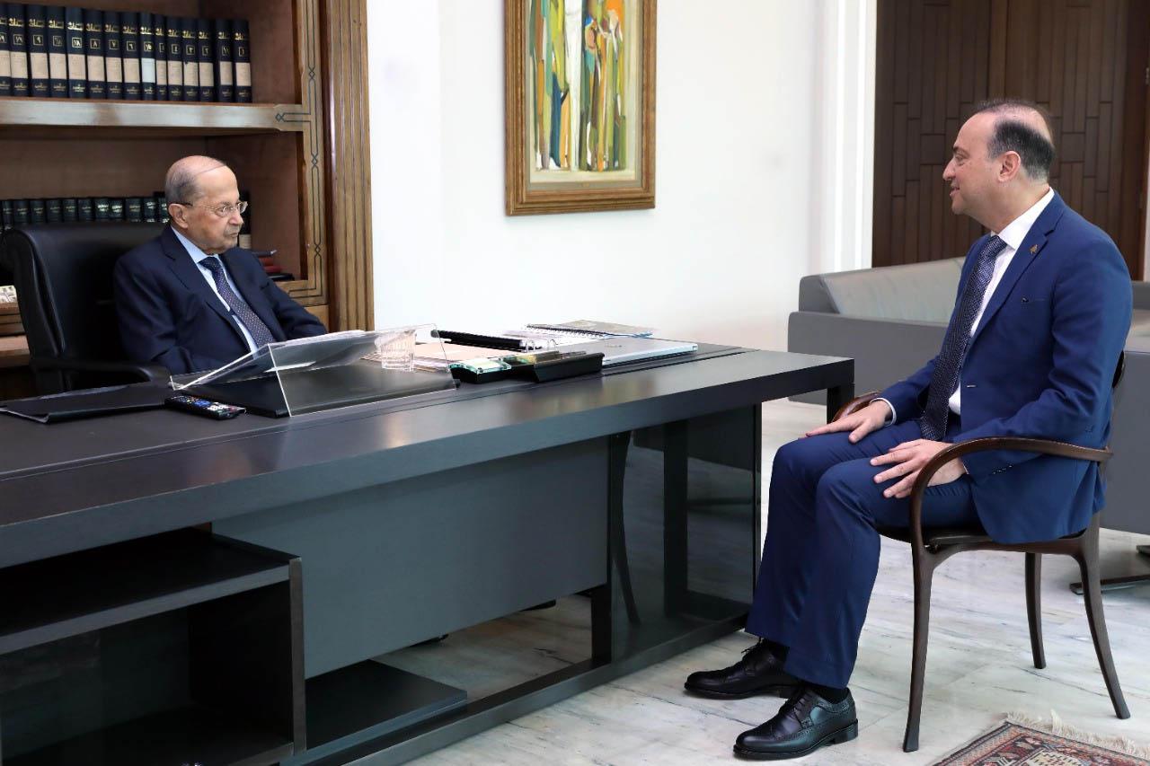 Aoun (L) in talks with Kabbara
