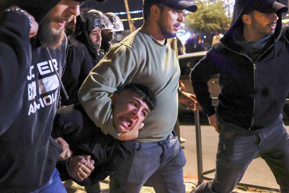 الإمارات اكدت مرارا وقوفها إلى جانب الشعب الفلسطيني ودعمها لحقوقه المشروعة